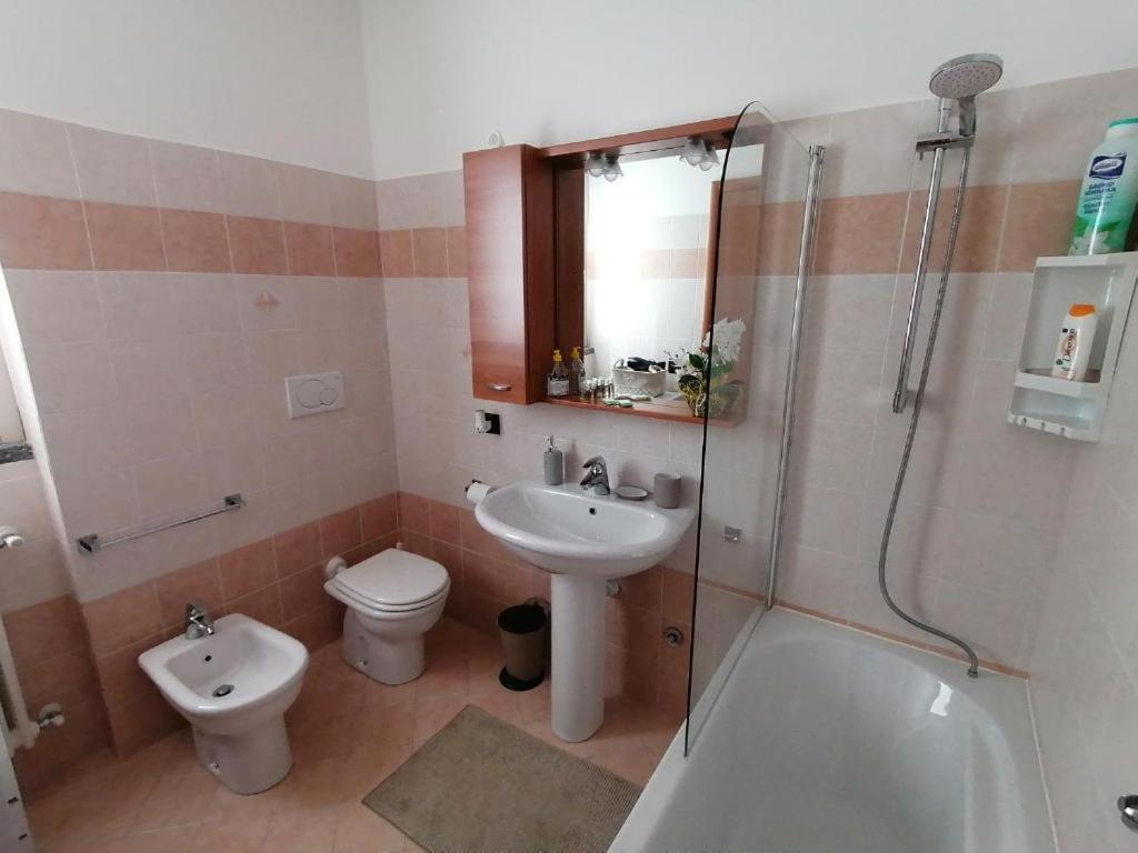La Casa Di Sara In Valsassina Apartment Introbio Ngoại thất bức ảnh